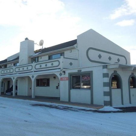Days Inn Riverton Bagian luar foto